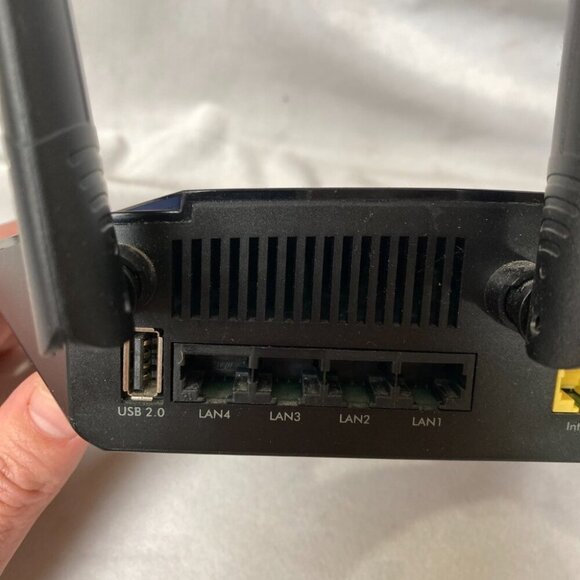 NETGEAR AC1750 Smart WiFi Router WiFi 5 Dual Band Gigabit R6350, Used, - Picture 6 of 9